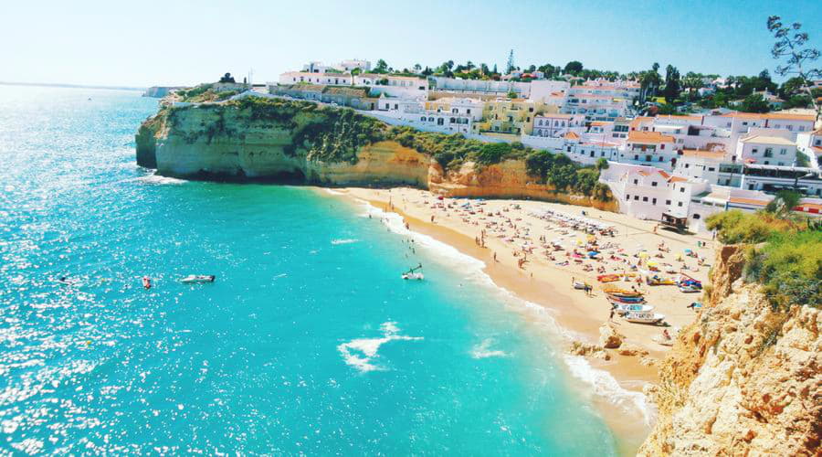Le migliori offerte di noleggio auto a Praia do Carvoeiro